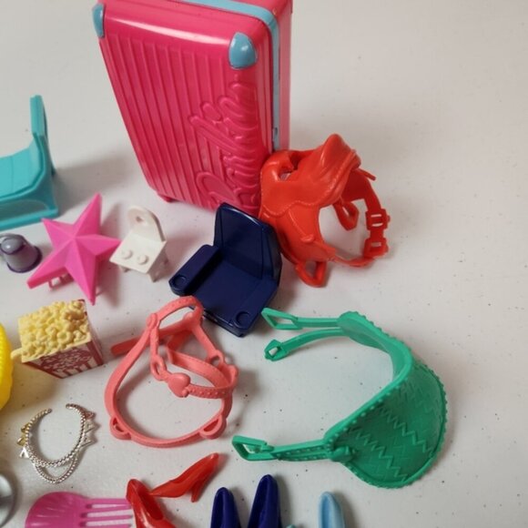 Barbie Doll House Miniatures Accessories Toys Suitcase Shoes Horse Saddle Dolls - Picture 9 of 12